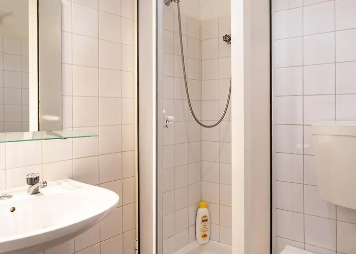 Alfama Typical 2 Bedroom * ליסבון