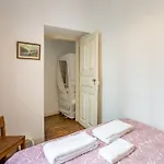 Alfama Typical 2 Bedroom