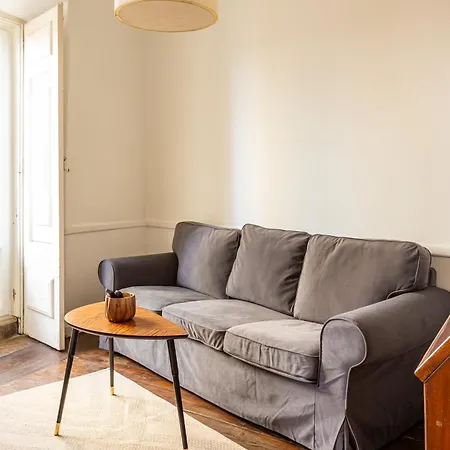 Alfama Typical 2 Bedroom Διαμέρισμα