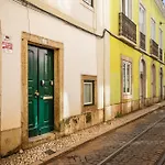 Alfama Typical 2 Bedroom * Lisbon