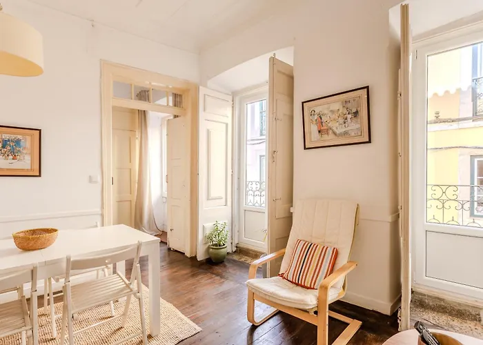 Alfama Typical 2 Bedroom * Lisboa